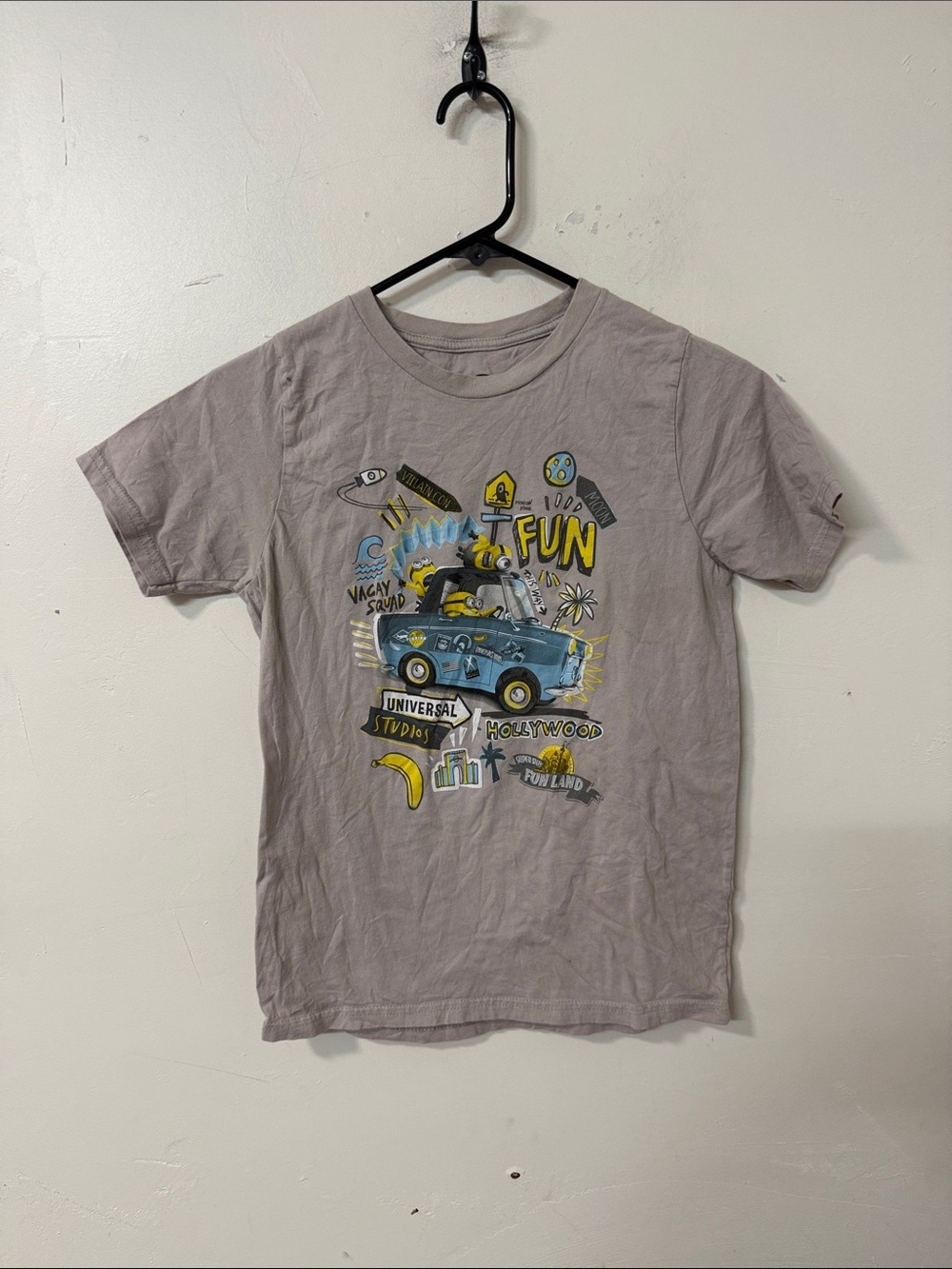 Minion graphics tee